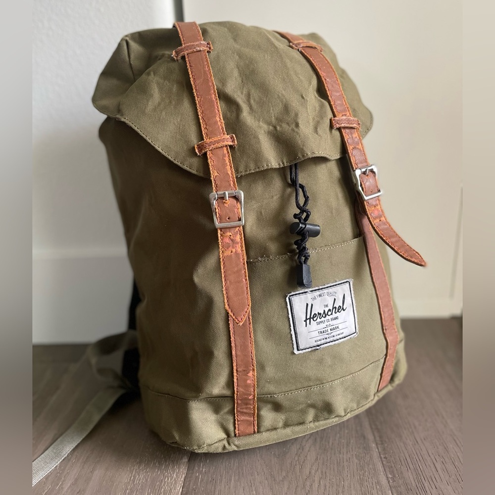 Herschel Supply Olive Backpack